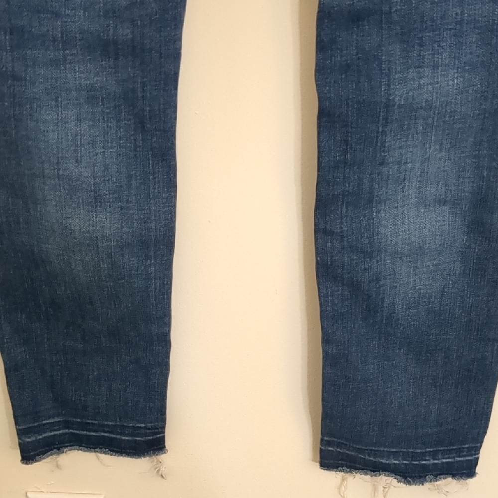 LOFT High Rise Blue Jeans Classic Denim Size 28 Button Down Front - Picture 6 of 6